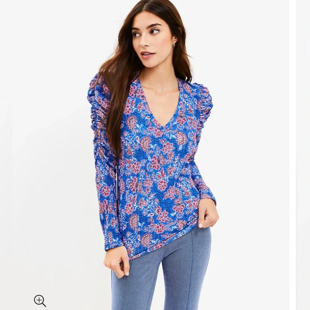 LOFT NWT Garden Shirred Puff‎ Sleeve Top - Cerulian Star